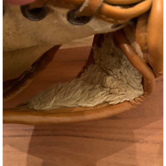 Rawlings Baseball Youth Glove Rickey Henderson RBG135 RHT Leather, FAST SHIP! - Picture 6 of 9